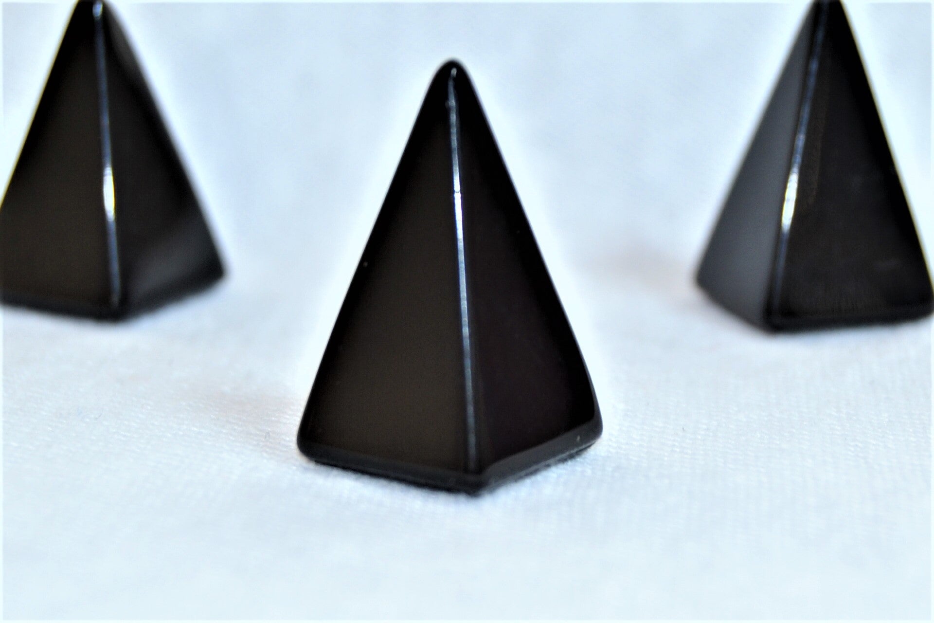 Pyramide Obsidienne Noire