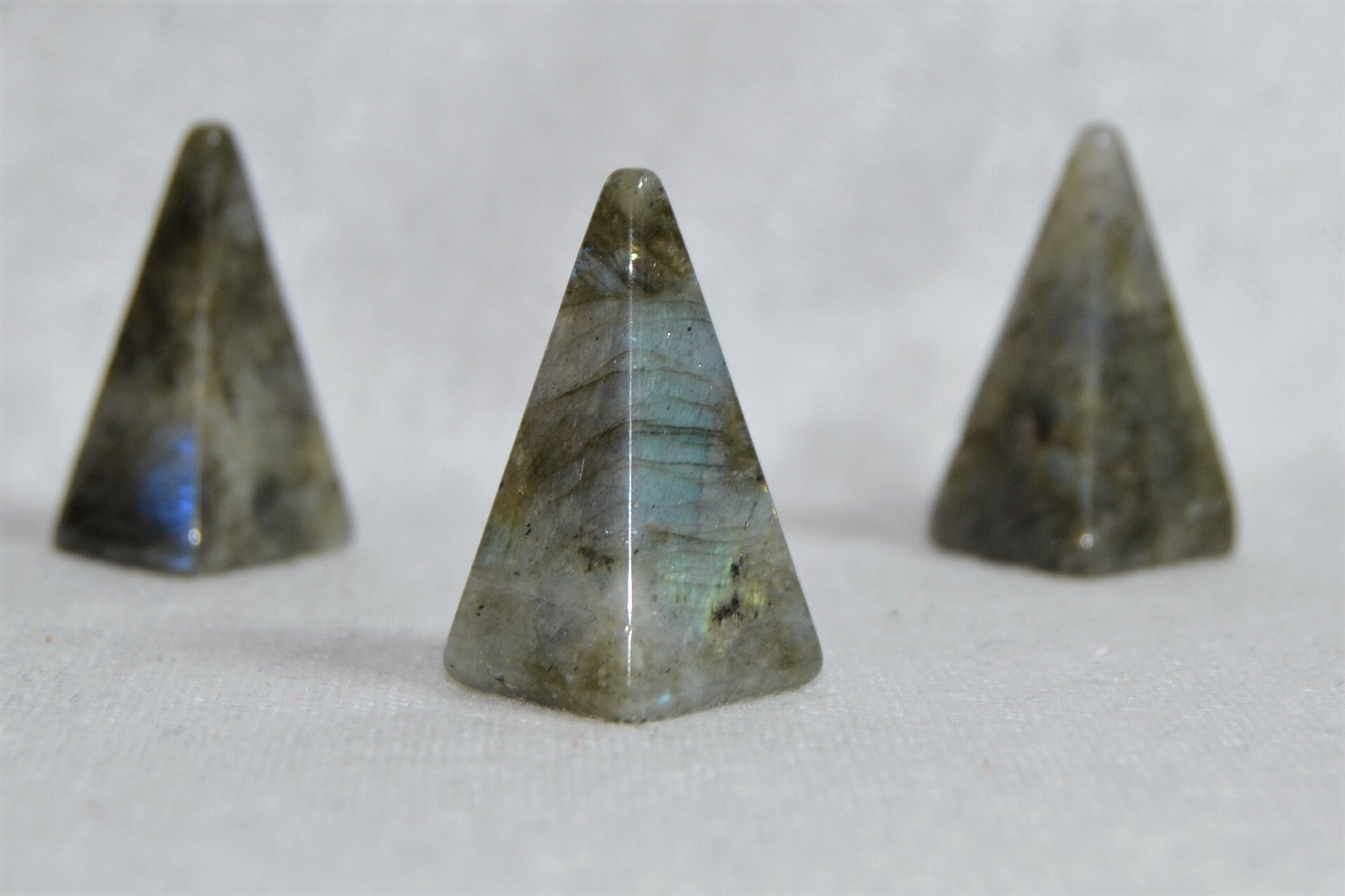 Pyramide Labradorite