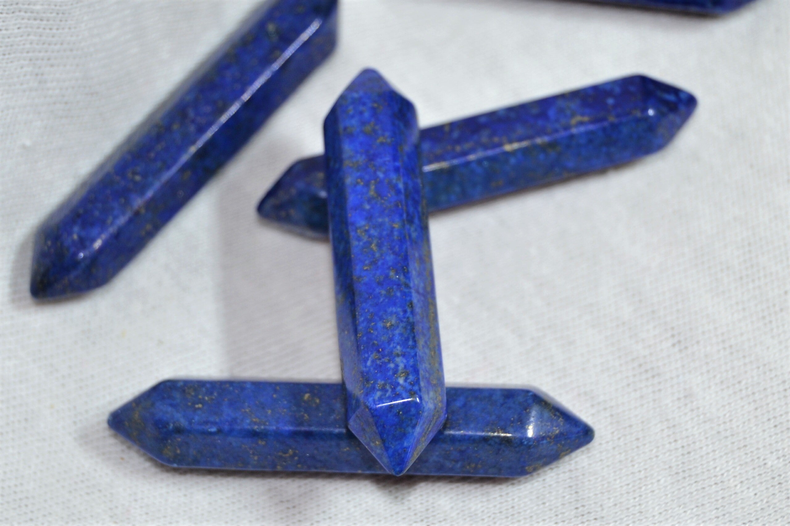 Lapis Lazuli Pointe bi terminée